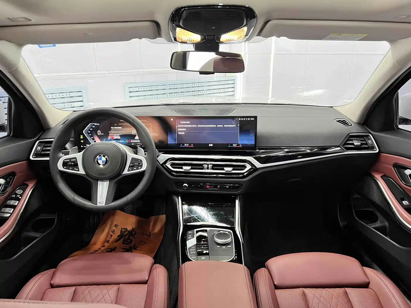 BMW 3 Series 2023 320Li M Sport Package фото 16