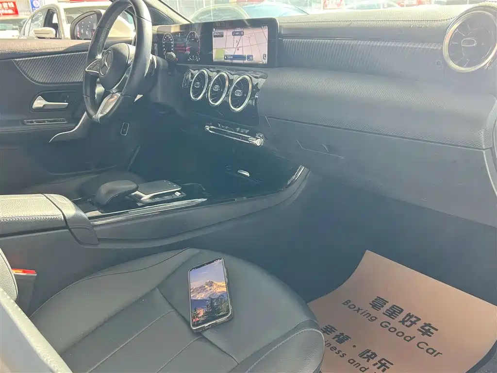 Mercedes-Benz A-Class 2023 A 200 L Dynamic фото 21