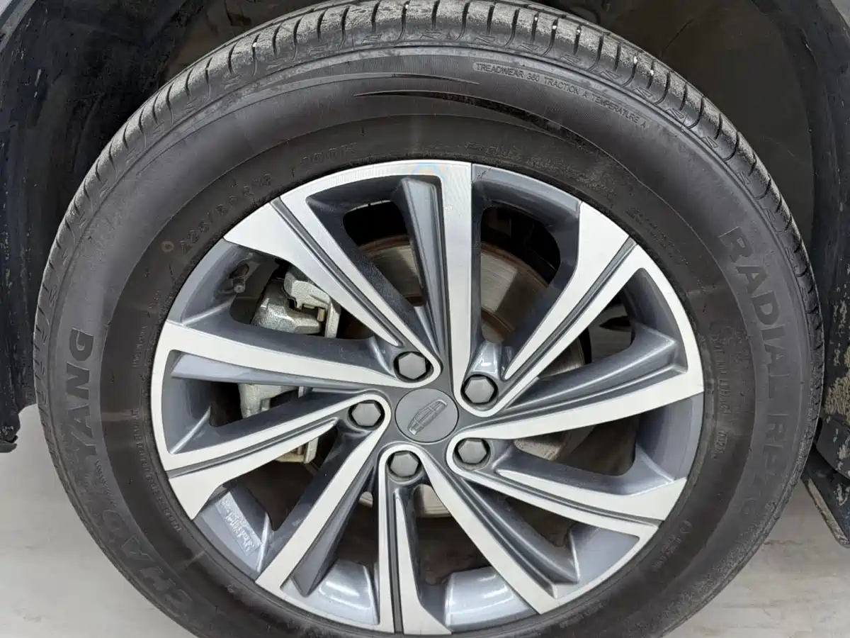 GEELY AUTOMOBILE VISION X6