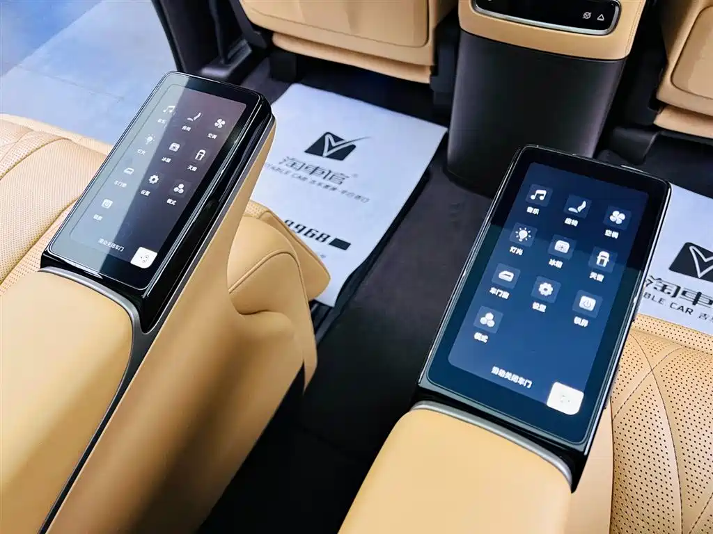 Denza D9 2025 DM-i Smart Drive Edition 1020 AWD Prestige фото 17