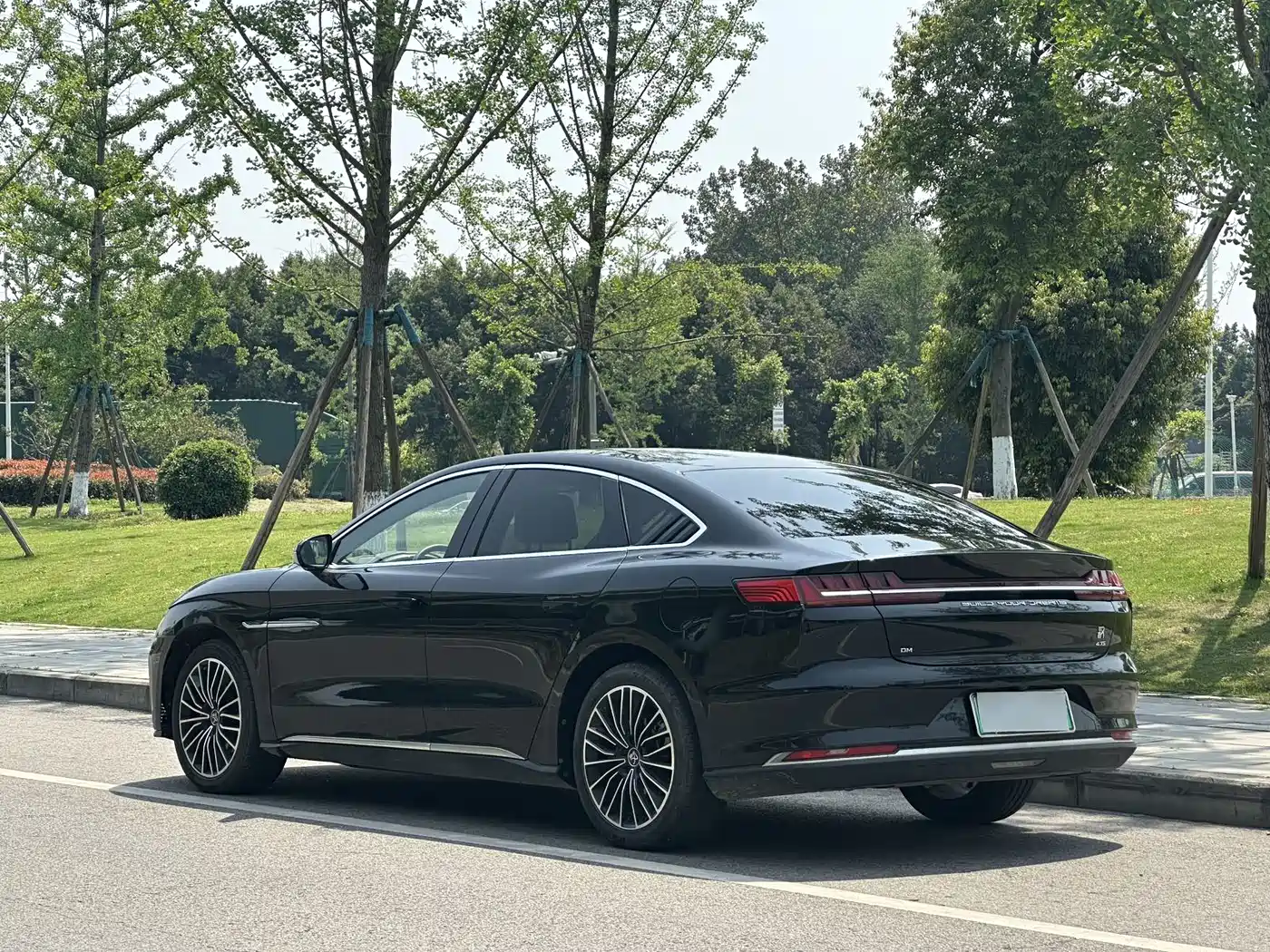 BYD Han 2020 DM AWD Performance Luxury Edition фото 3
