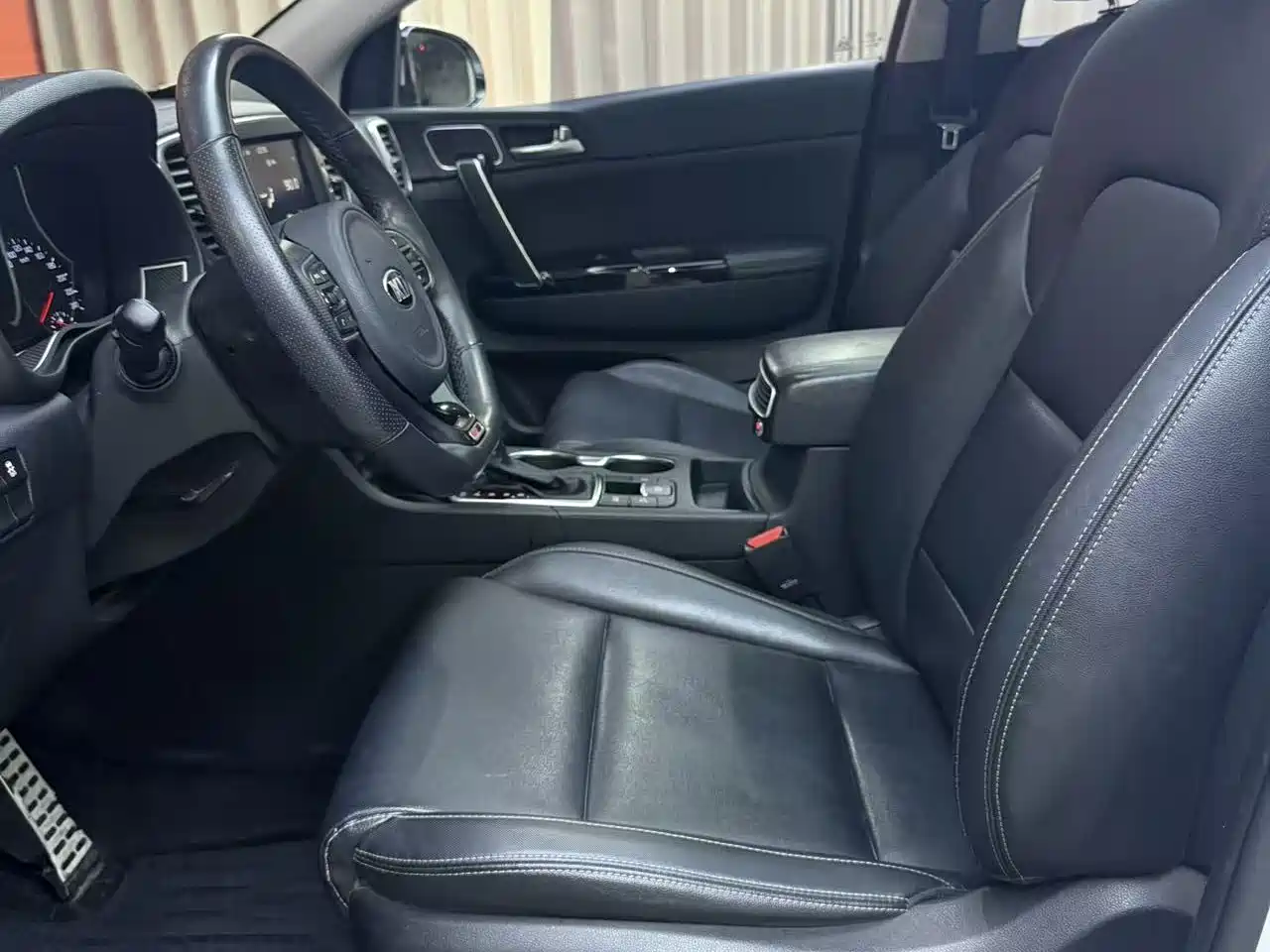 Kia KX5 2017 1.6T Automatic 2WD 15th Anniversary Special DLX фото 13