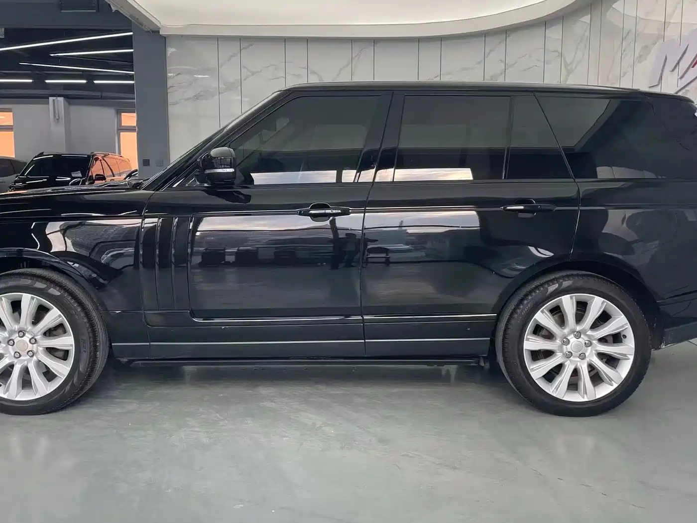 Land Rover Range Rover 2015 3.0 SC V6 Vogue фото 5