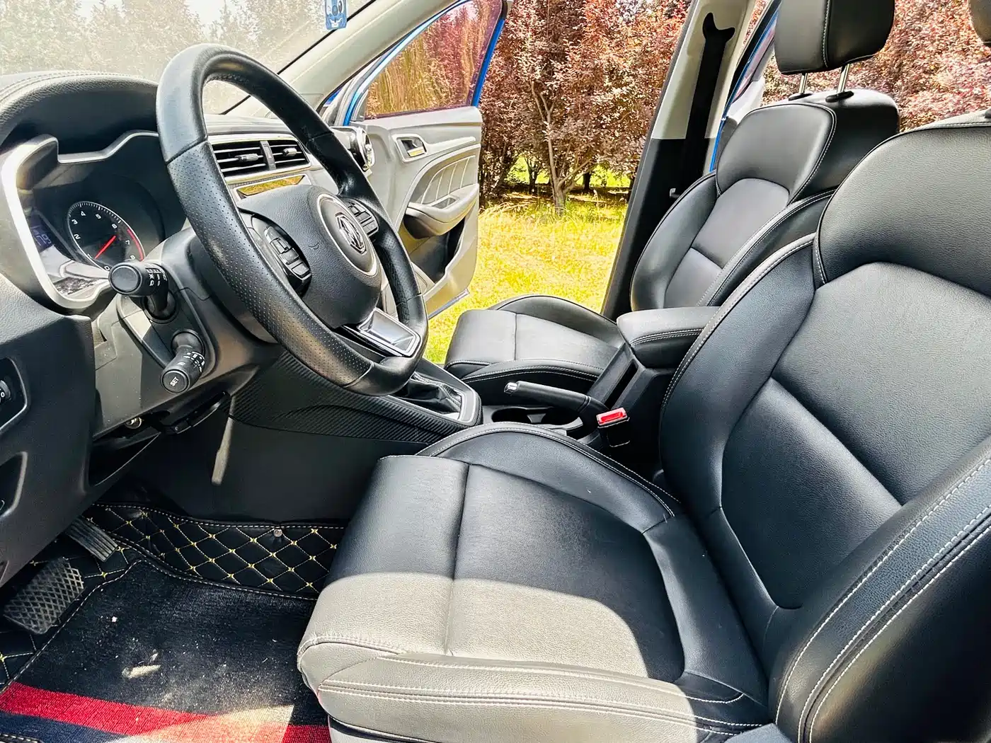 MG ZS 2018 2018 1.5L Automatic Elite China V
