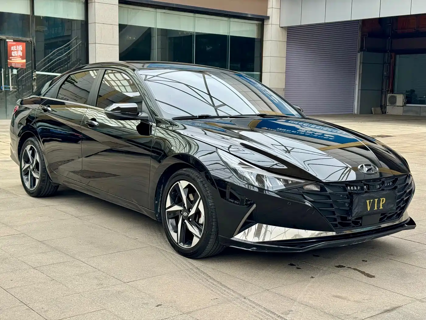 Hyundai Elantra 2021 1.5L CVT GLX Elite Edition фото 2