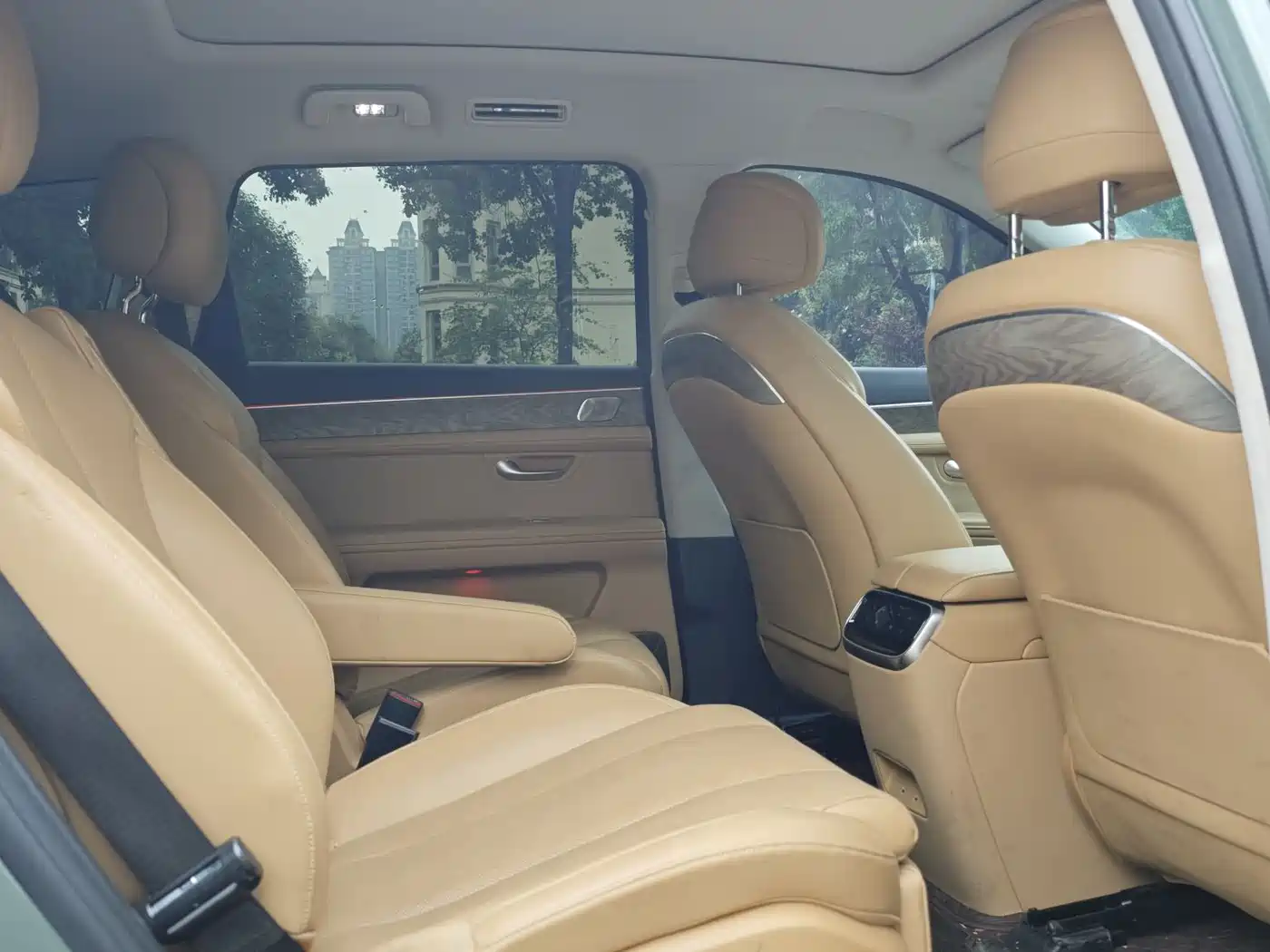 AITO Wenjie AITO M7 2022 1.5T RWD Comfort Edition фото 12
