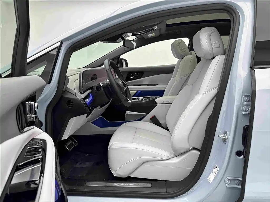 Cadillac IQ Ao Ge 2025 2024 Standard Range