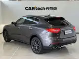 Photo 7 - Maserati Levante