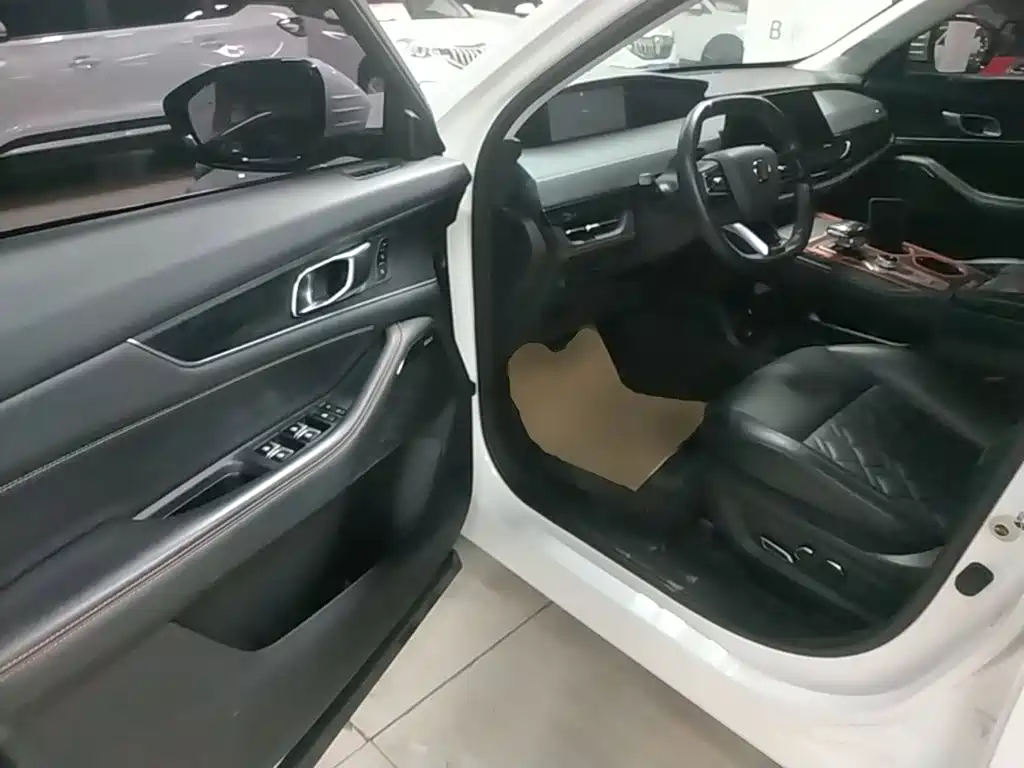 Changan UNI-K 2021 2021 2.0T Premium