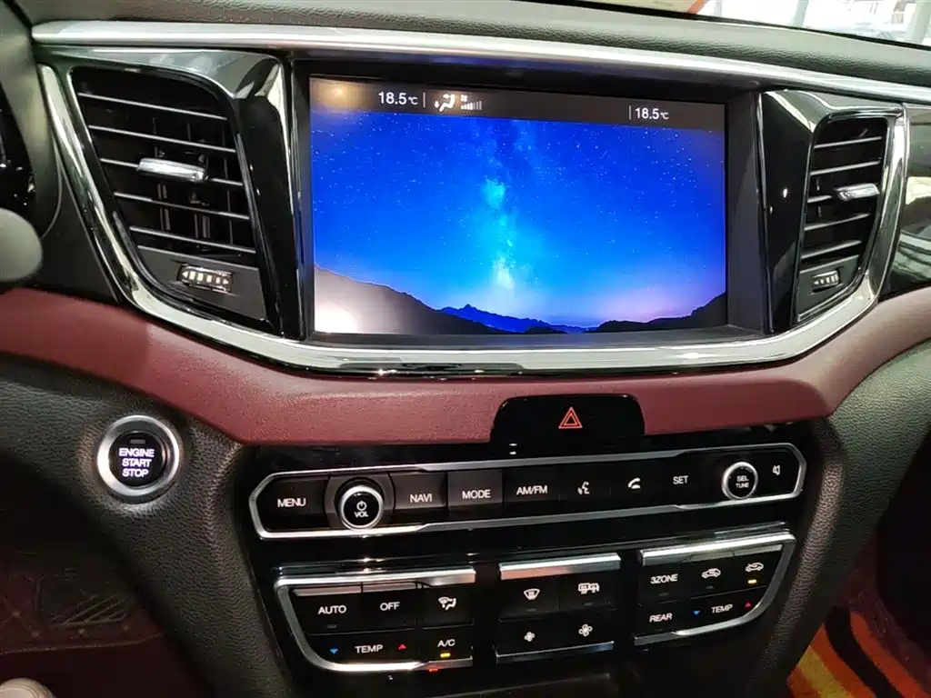 GAC Trumpchi Trumpchi GS8 2017 320T AWD Luxury Smart Connect (7-Seater) фото 13