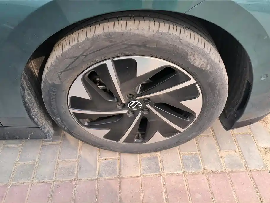 VOLKSWAGEN ID.7 VIZZION