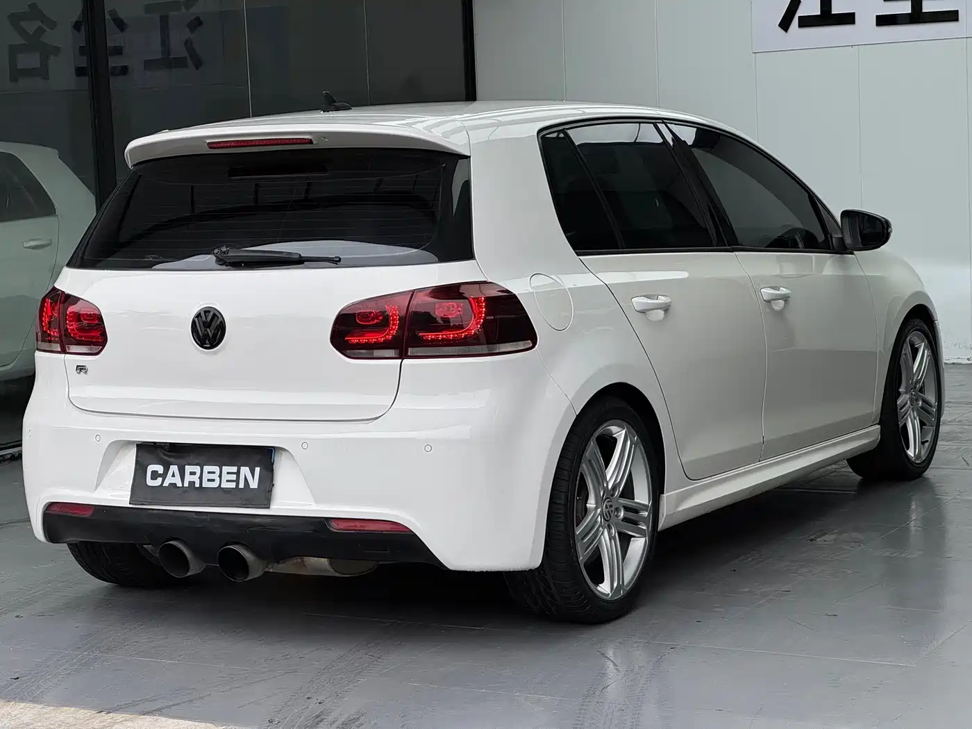 Volkswagen Golf (Import) 2011 2011 2.0TSI R