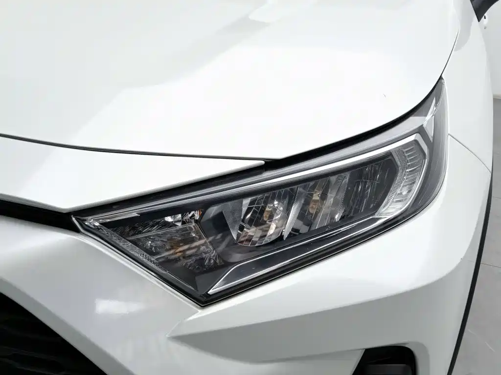 Toyota RAV4 2023 2023 2.0L CVT 2WD Urban Edition