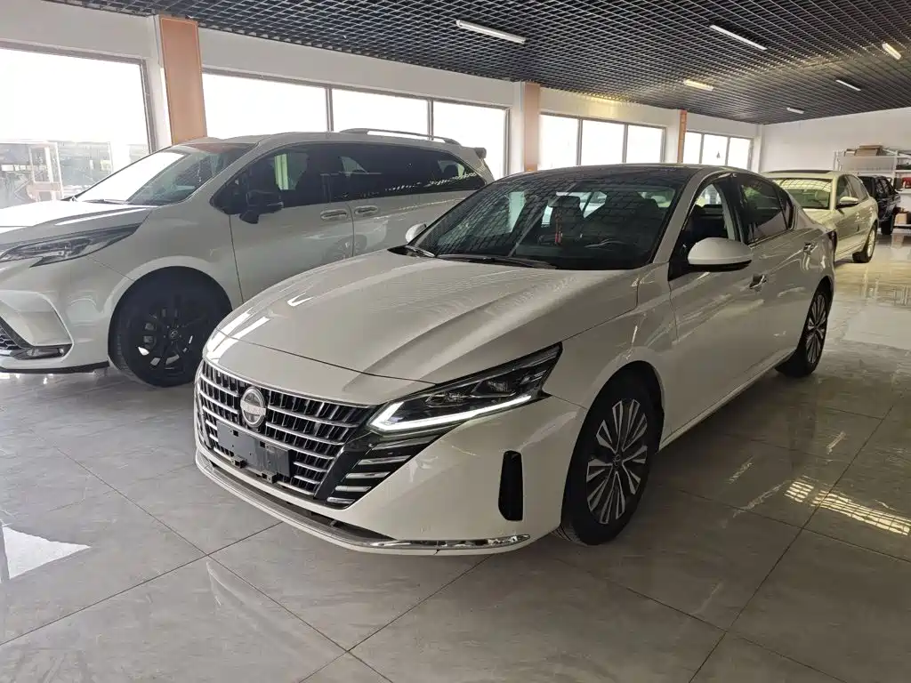 Nissan TEANA, миниатюра 2
