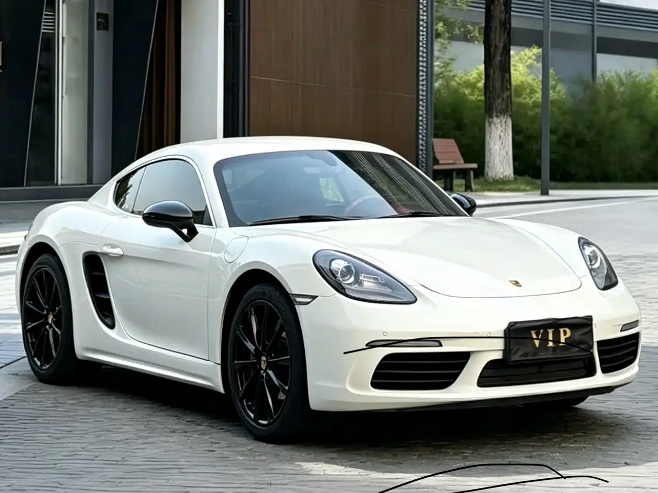 Porsche 718 2018 Cayman 2.0T фото 3