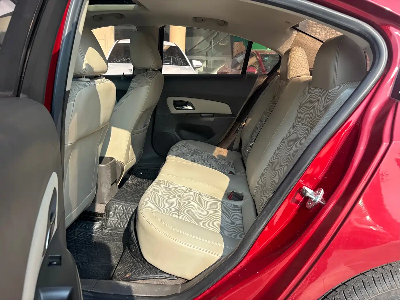 Chevrolet Cruze 2016 1.5L Manual Elite Edition фото 4