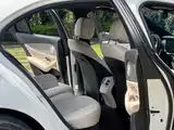 صورة 14 - Mercedes-Benz E-Class