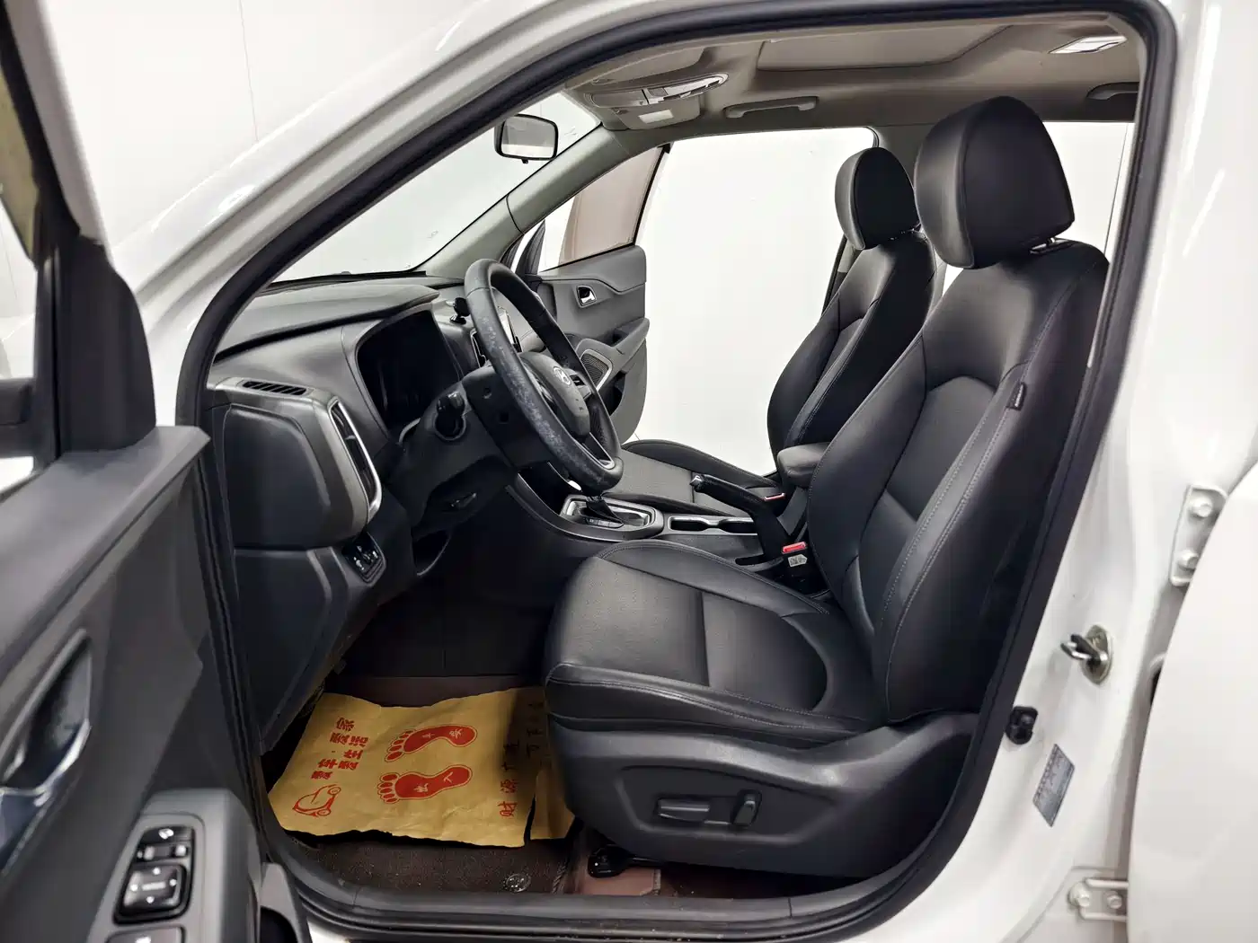 Hyundai Beijing Hyundai ix35 2018 2.0L Automatic 2WD Zhiyong·Enjoyment Edition фото 11