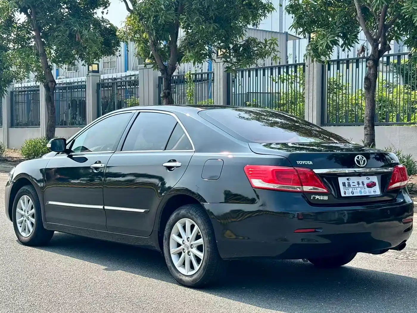 Toyota Camry 2013 200G Classic Luxury Edition фото 7