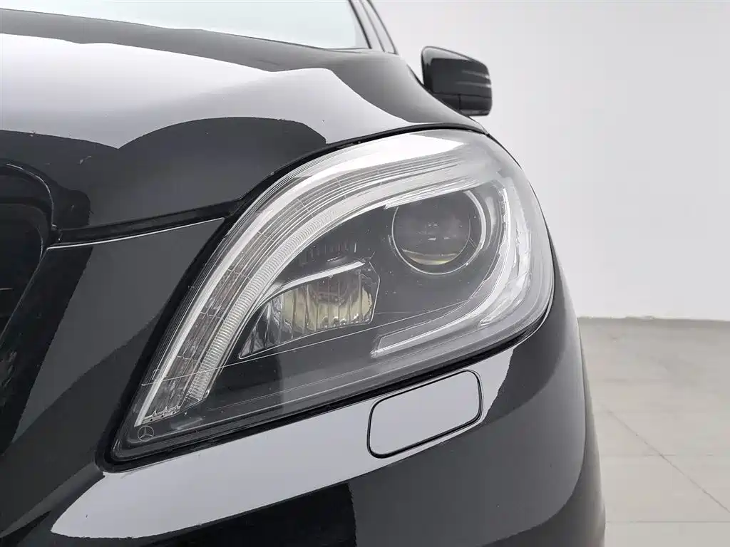 Mercedes-Benz M-Class 2014 ML 400 4MATIC Luxury фото 7