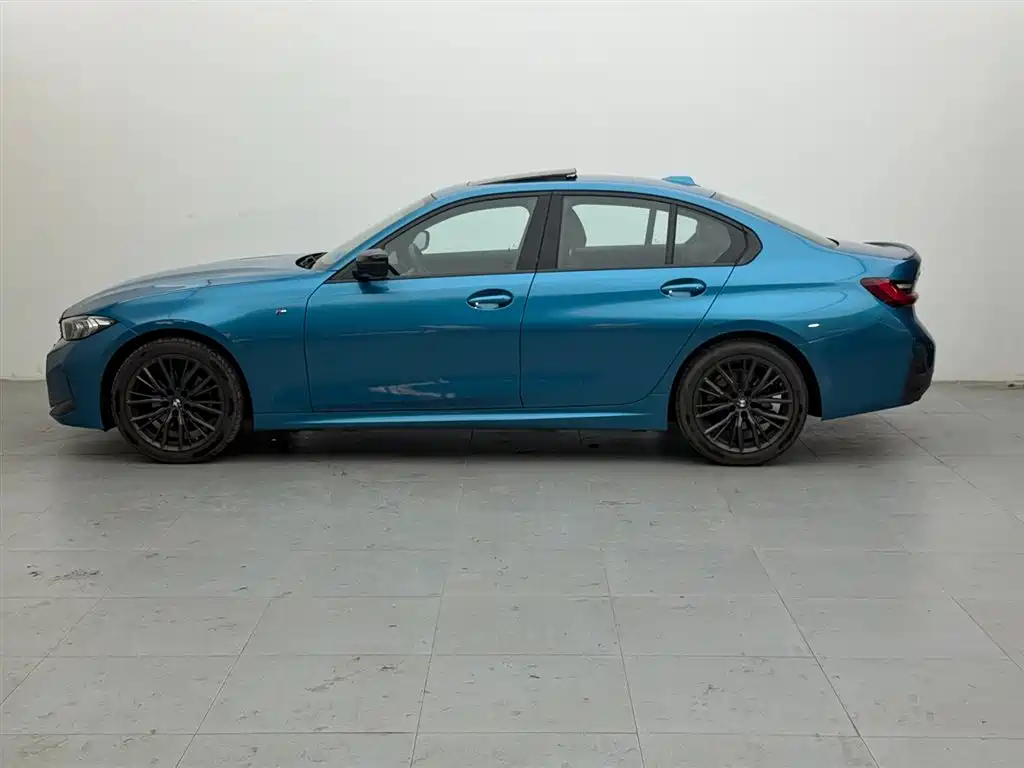 BMW 3 Series 2024 325i M Sport Shadowline Package фото 3