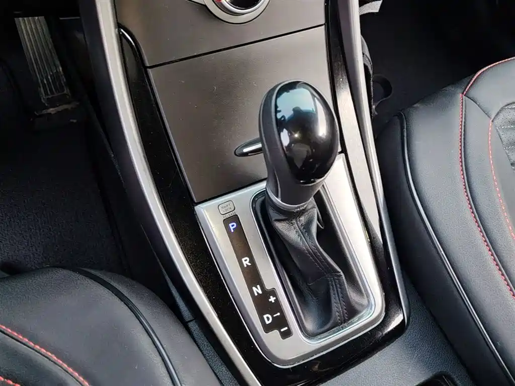 Hyundai Langdong 2016 1.6L Automatic Premium Edition фото 14