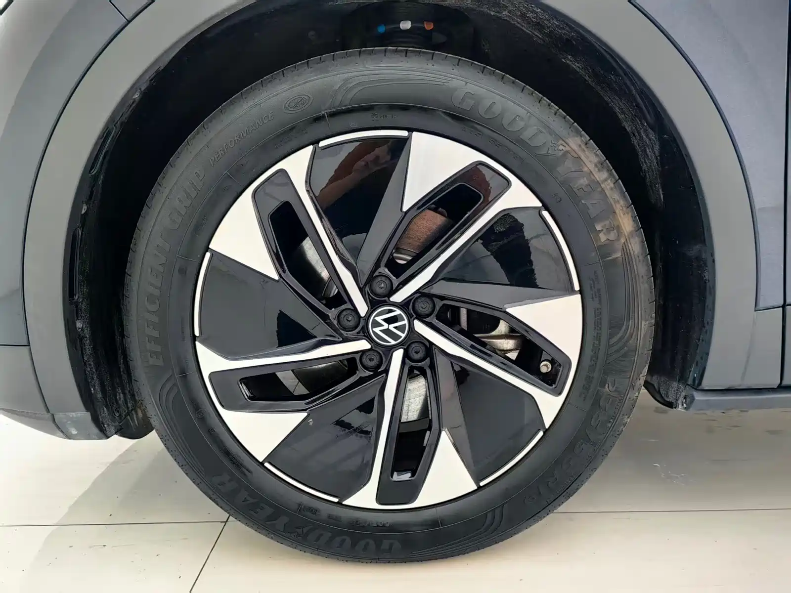 صورة 7 - Volkswagen ID.4 CROZZ