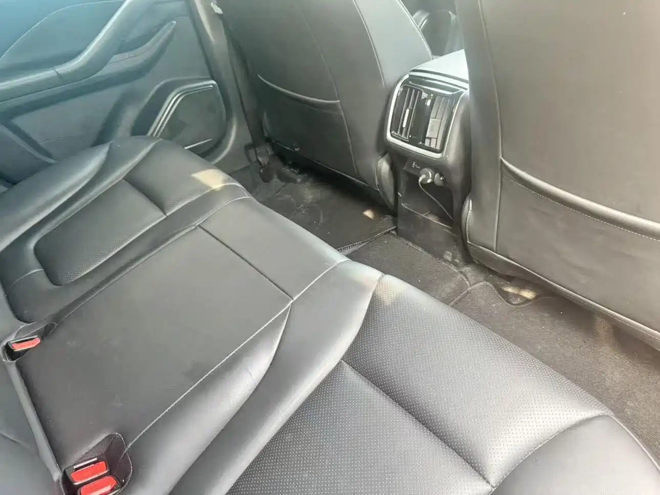 Фото 7 - Besturn B70