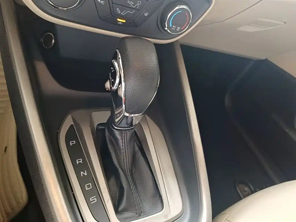 Ford Escort 2015 2015 1.5L Automatic Comfort