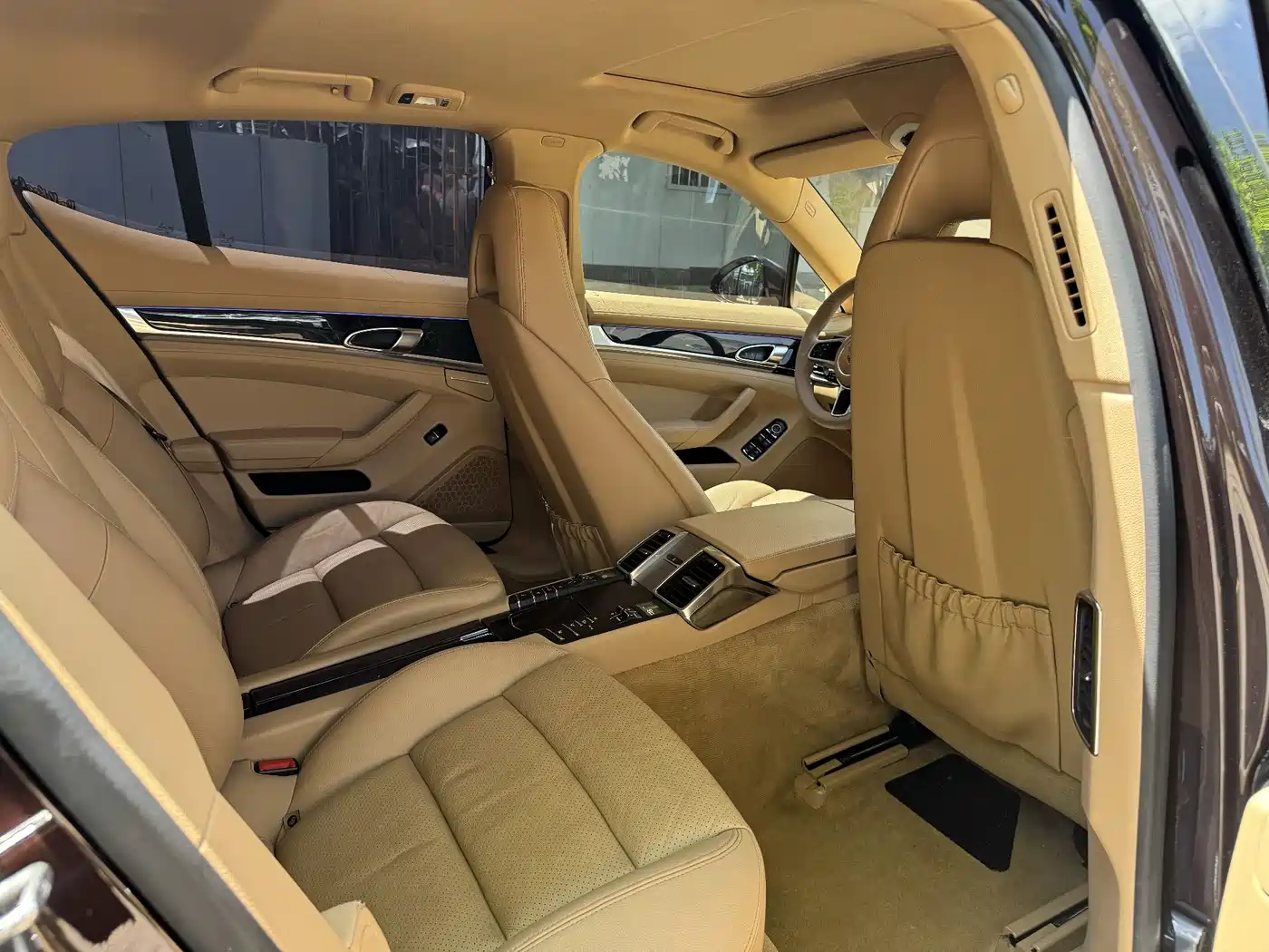 Porsche Panamera 2014 Panamera 4 3.0T фото 15