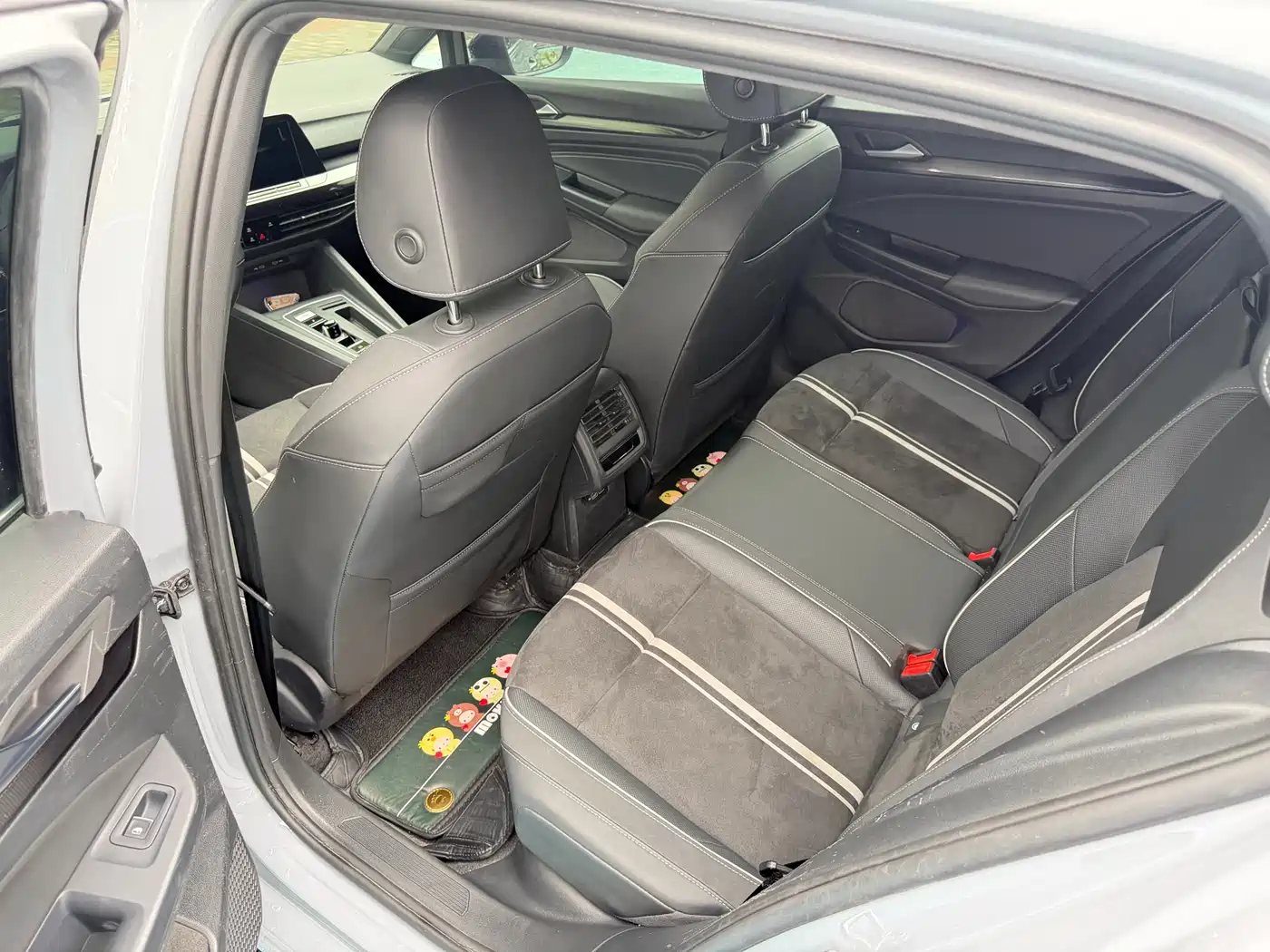 Volkswagen Golf 2021 280TSI DSG R-Line фото 10