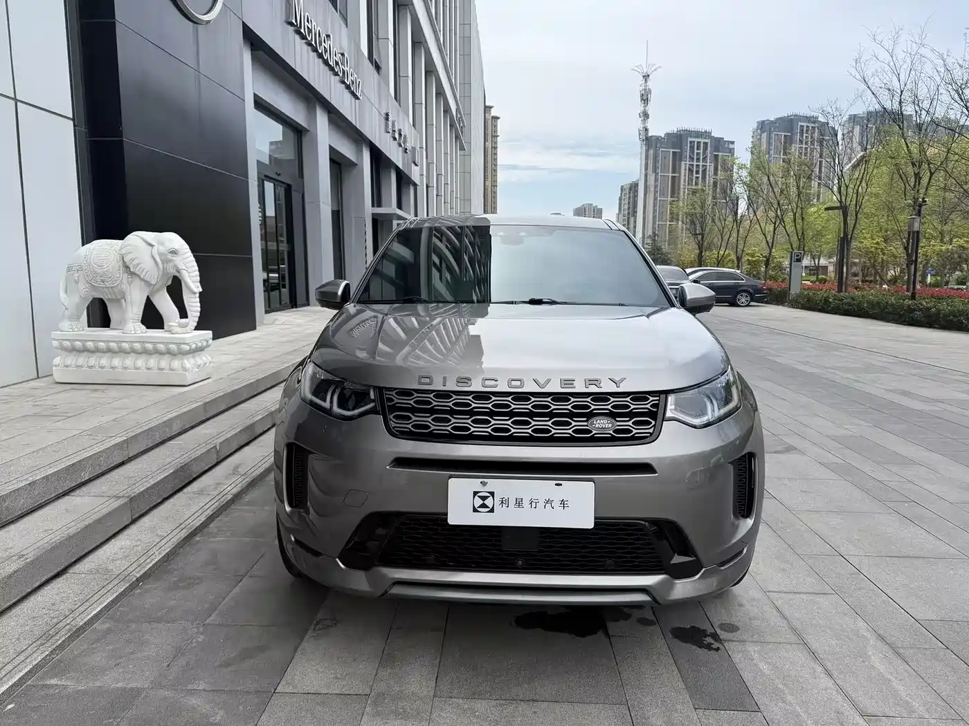 Land Rover Discovery Sport 2021 249PS R-Dynamic HSE Luxury Custom Edition фото 3