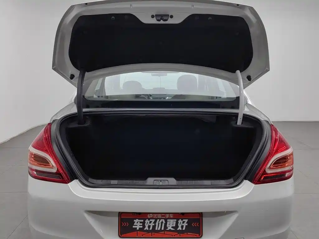 Peugeot 308 2014 2013 Model 1.6L Automatic Superior Style