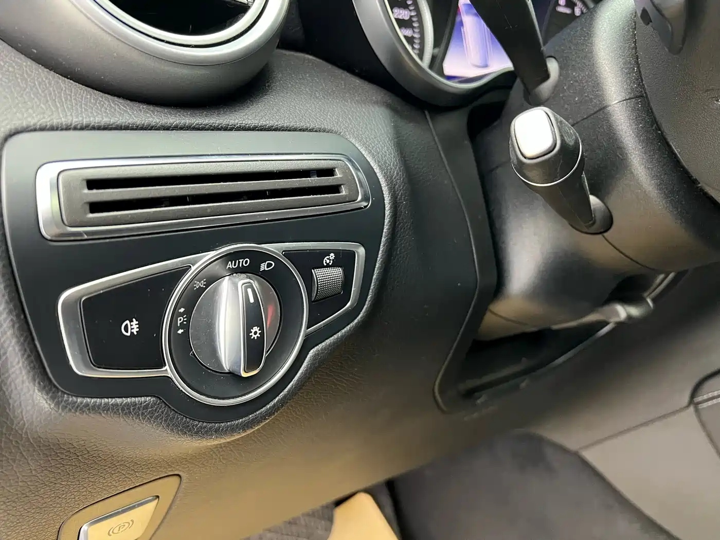 Mercedes-Benz GLC 2019 GLC 260 4MATIC Dynamic фото 7