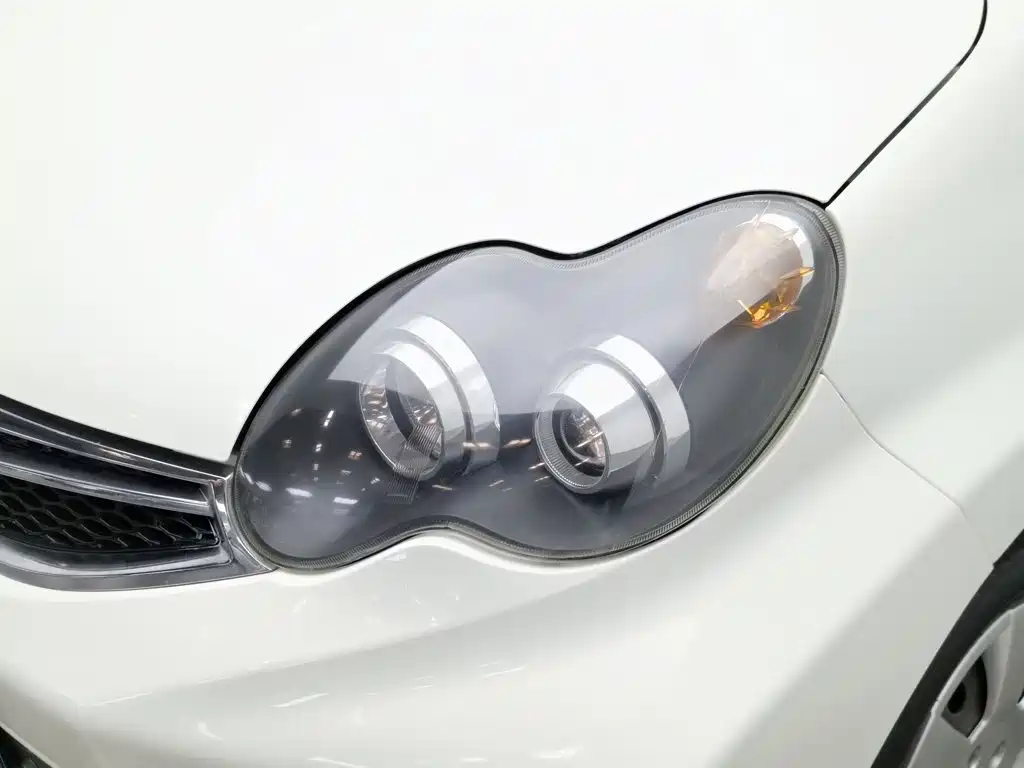 BYD F0 2016 2015 1.0L AMT Xuan Cool Edition