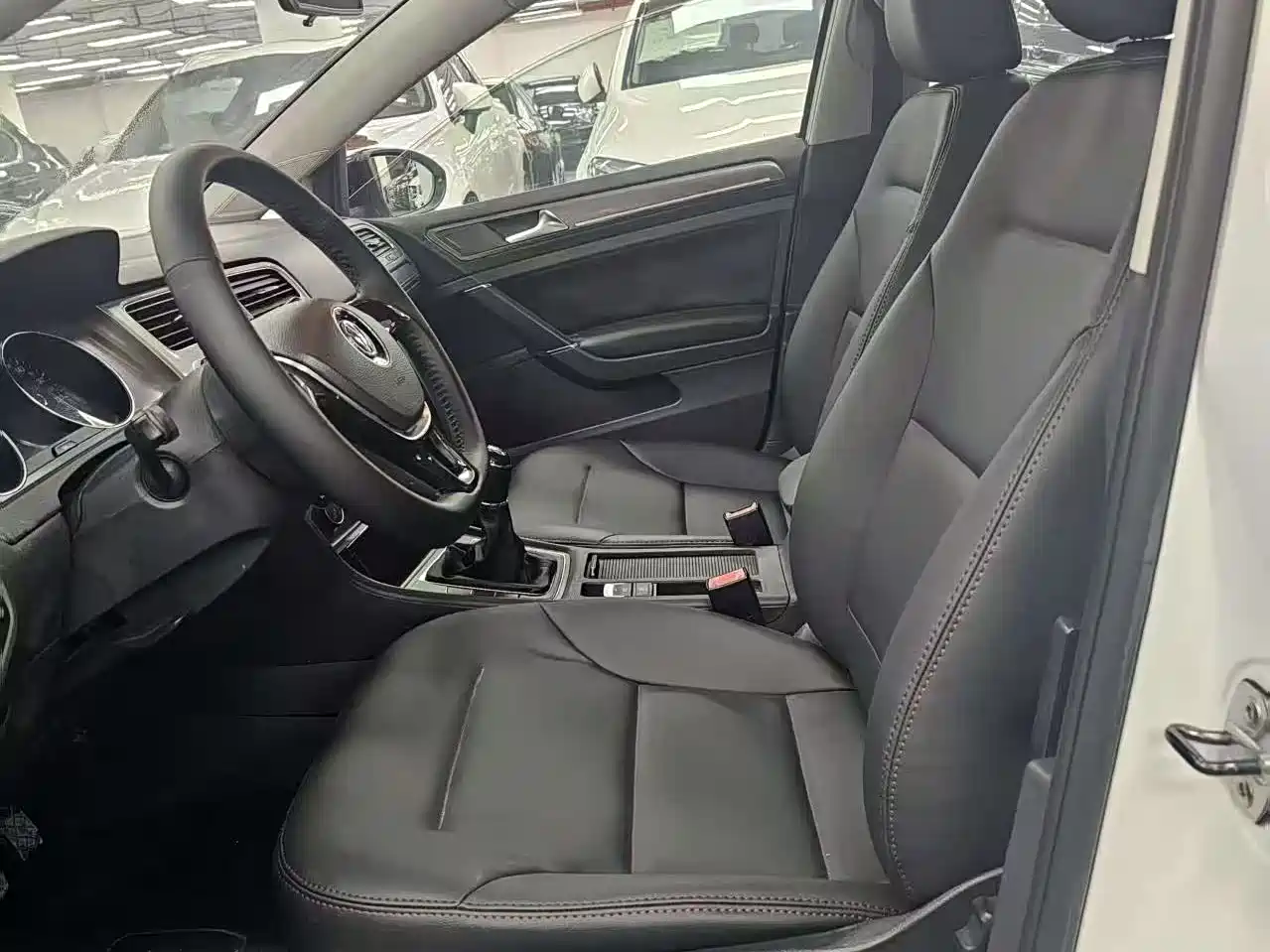 Volkswagen Golf 2014 1.4TSI Manual Comfort фото 16