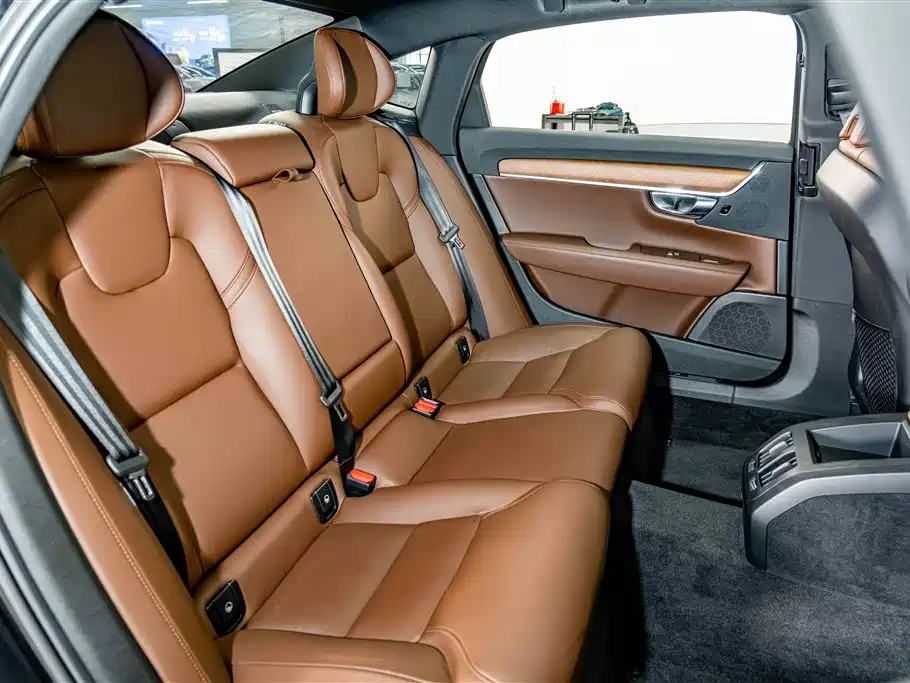 Volvo S90 2025 2025 B5 Zhiyi Luxury Edition