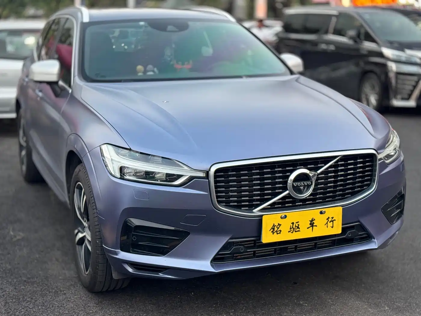 Фото 6 - Volvo XC60