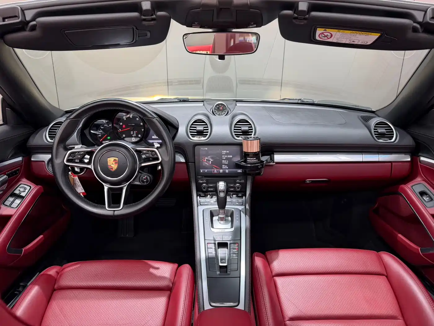 Porsche 718 2018 Boxster 2.0T фото 10