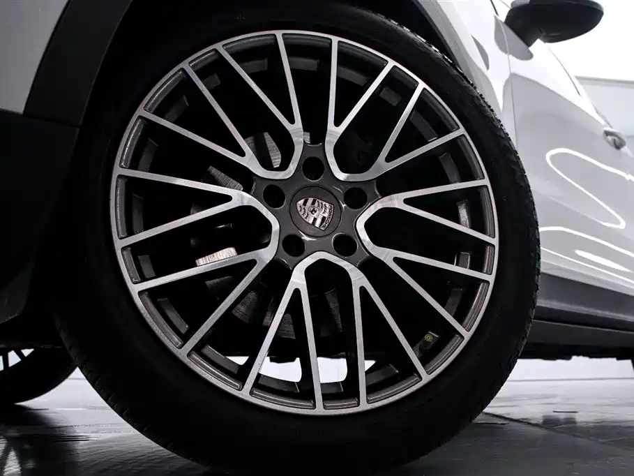 Porsche Cayenne 2019 Cayenne 3.0T фото 16