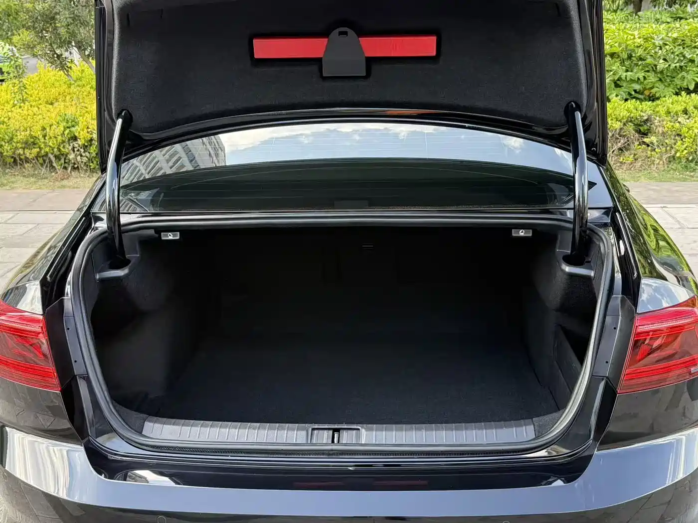 Volkswagen Magotan 2020 330TSI DSG Luxury фото 5