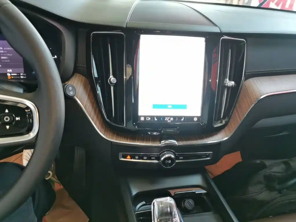 Volvo XC60 Plug-in Hybrid 2023 2024 T8 PHEV Long Range AWD Smart Elite Luxury Edition