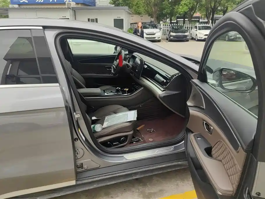BYD Han 2023 DM-i Champion Edition 121KM Premium фото 8