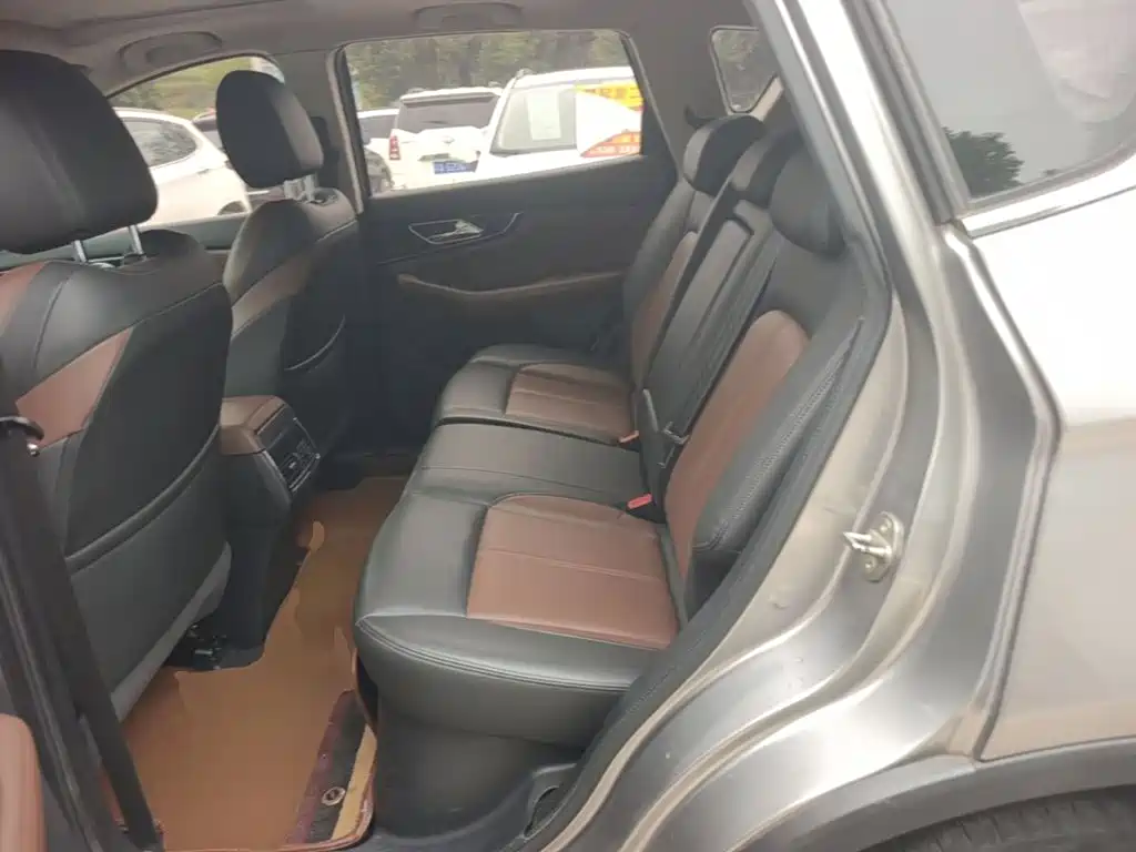 Dongfeng Aeolus Dongfeng Fengshen AX7 2018 2018 Classic 1.6T Auto Luxury