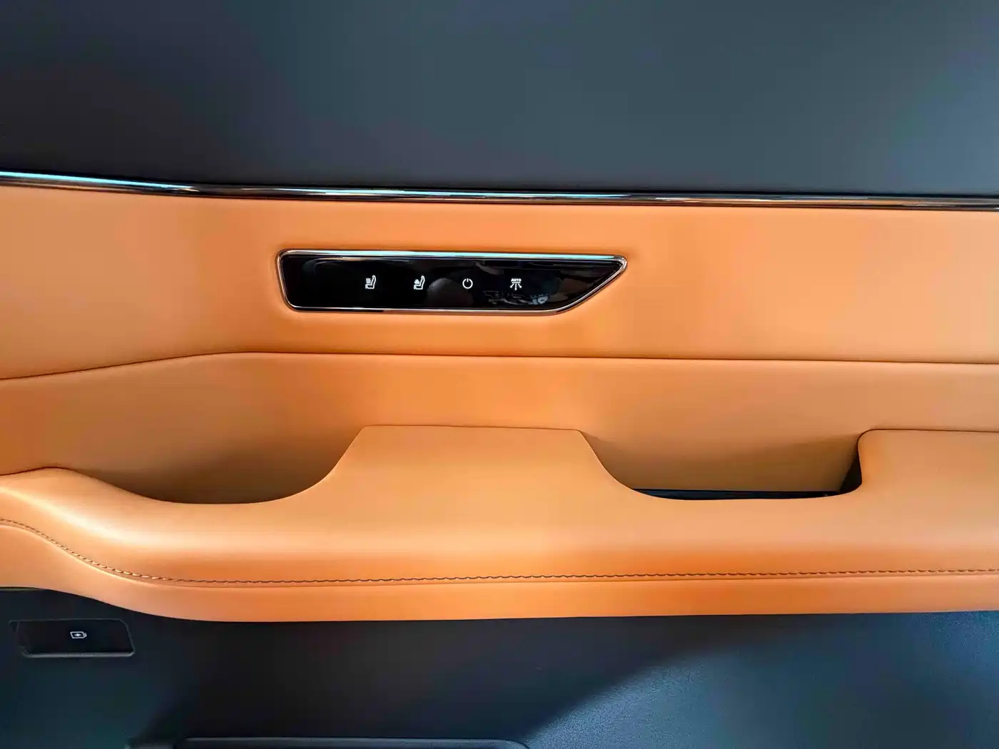 Geely Galaxy Yizhen L380 2025 Model 805km Flagship Edition AWD фото 29