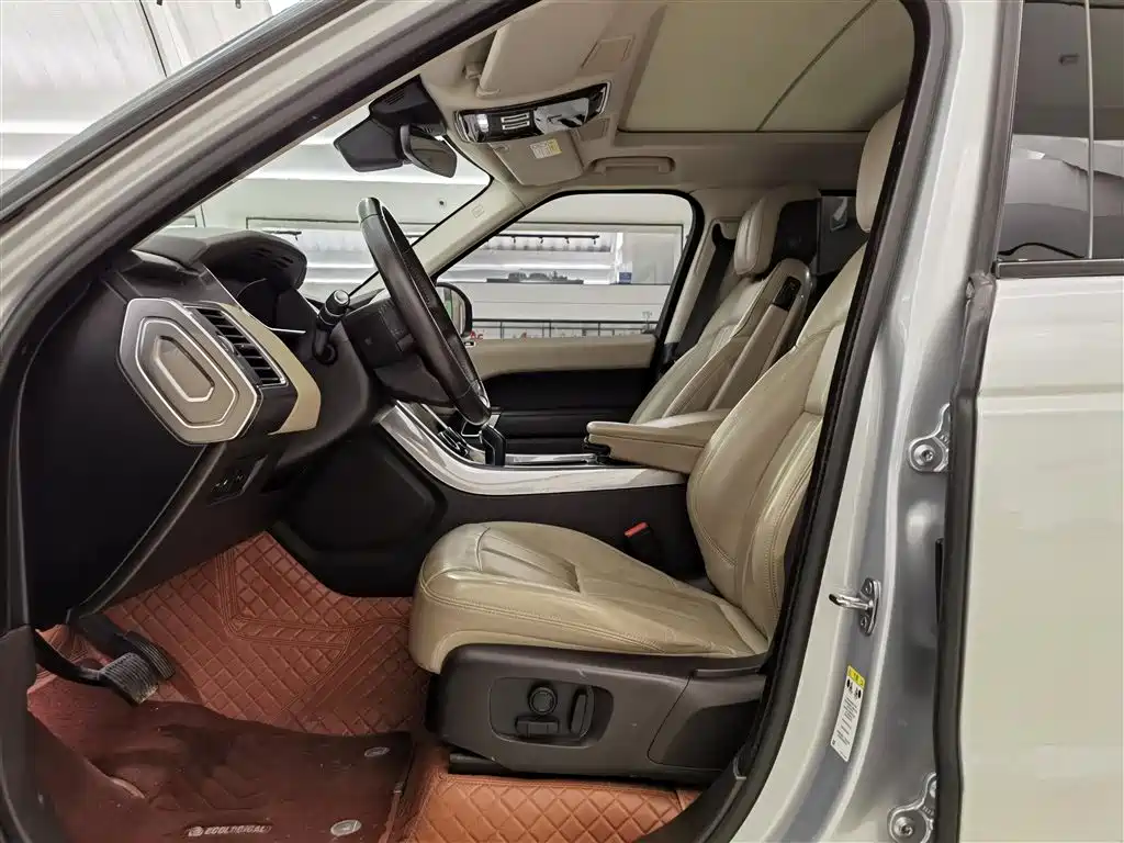 Land Rover Range Rover Sport PHEV 2020 P400e SE фото 10