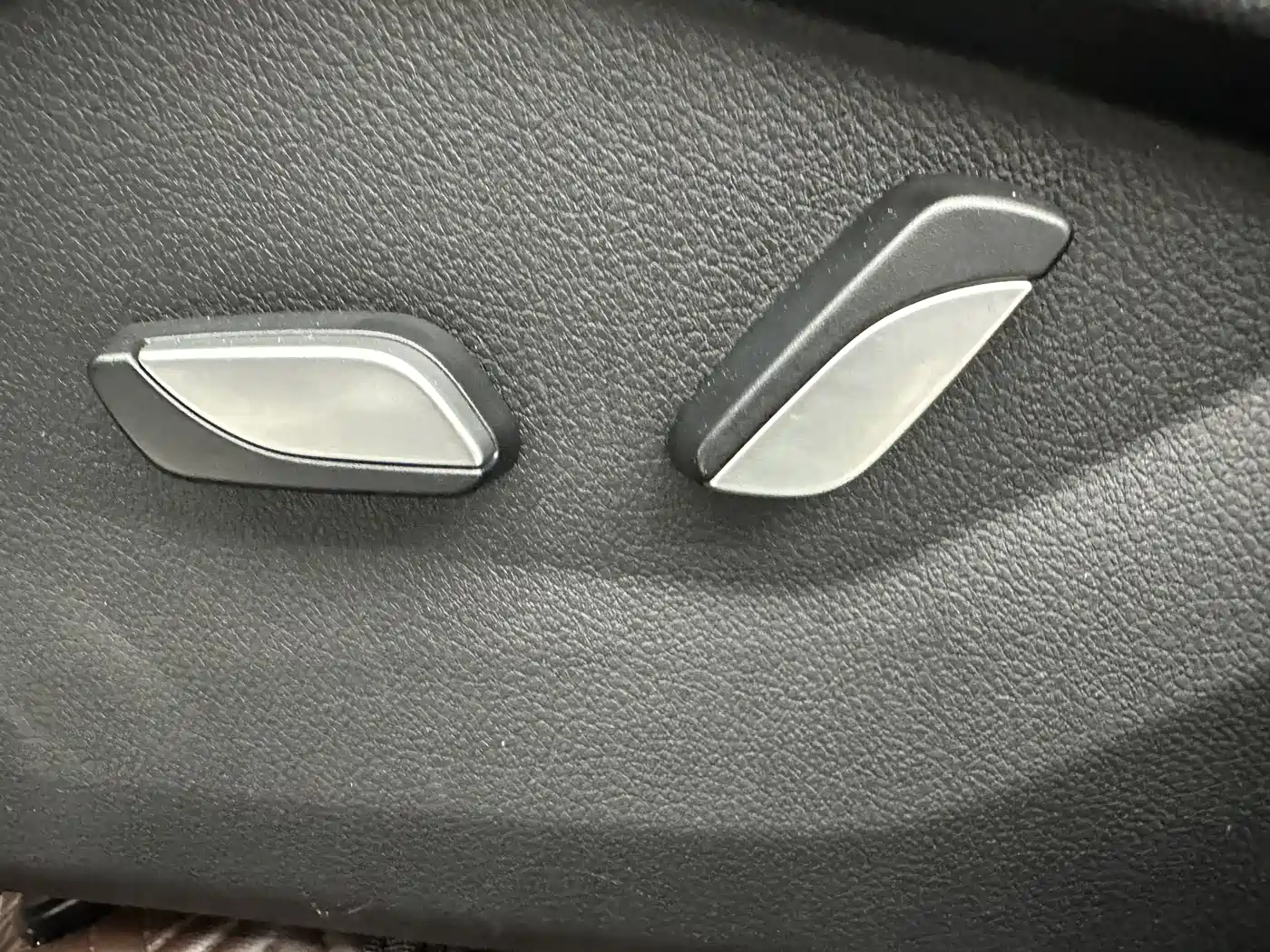 GEELY AUTOMOBILE VISION X6