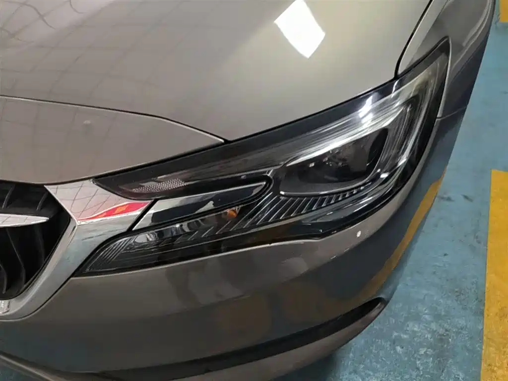 Buick GL6 2018 2018 18T 6-Seater Luxury