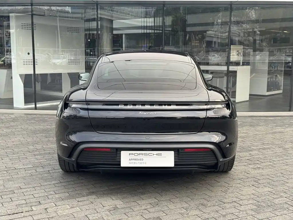 Porsche Taycan 2021 2020 Taycan