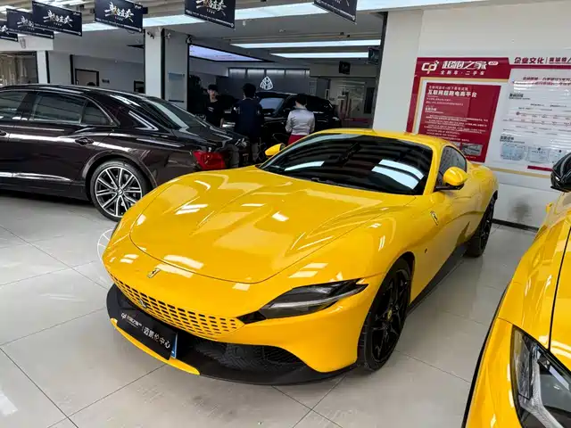 Ferrari Roma 2022